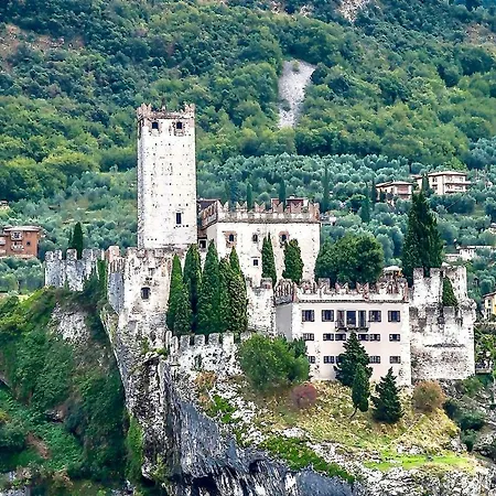アパート Il Castello マルチェージネ